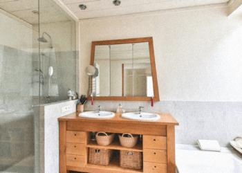 Bien choisir la décoration murale de sa salle de bain